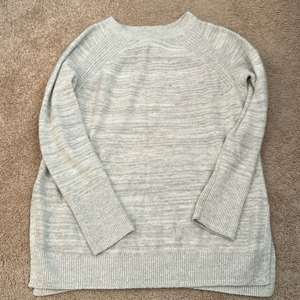 Size large Lou & grey tunic sweater